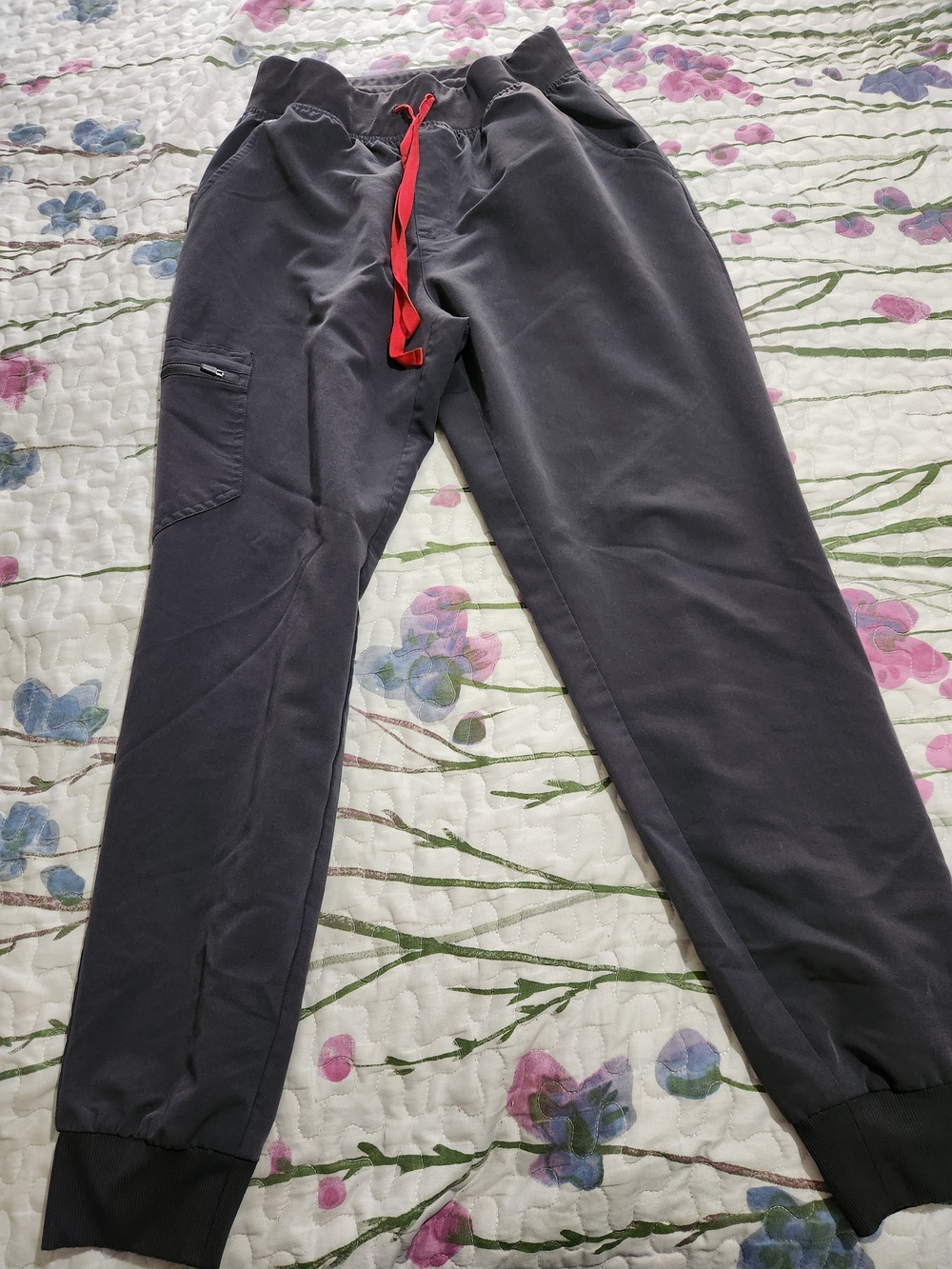 Figs Scrub Casual Drawstring Jogger Pants - Charcoal with Red Accent